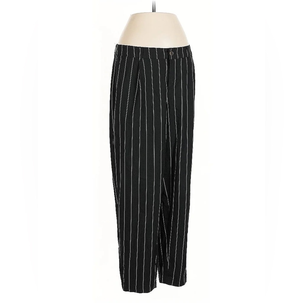 Future Collective Black and Tan Pinstripe Mid-Rise Front Pleated Pants Size 0 XS